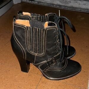Sofft Black Lace-Up Ankle Boots Used
